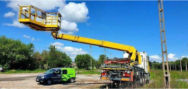 Mercedes-Benz 3344 SRT SCHÖRLING Road Rail Railway Zweiweg - Camion, Camion grue: photos 2 Mercedes-Benz 3344 SRT SCHÖRLING Road Rail Railway Zweiweg - Camion, Camion grue: photos 2