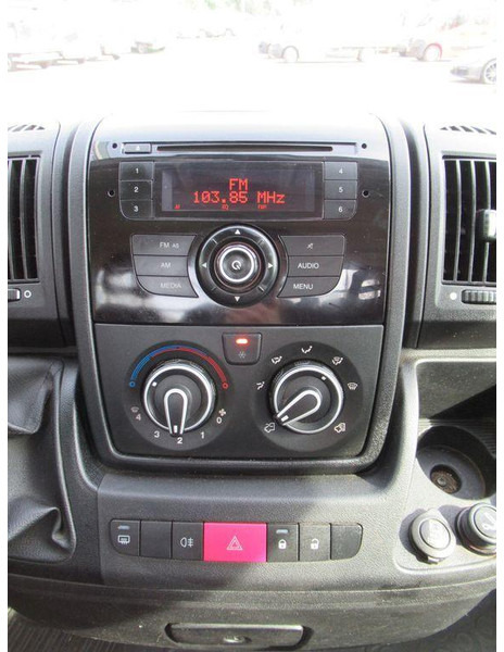 Camion porte-voitures Citroën 35 2.2 L5H1 Car transporter <3,5t: photos 13 Camion porte-voitures Citroën 35 2.2 L5H1 Car transporter <3,5t: photos 13