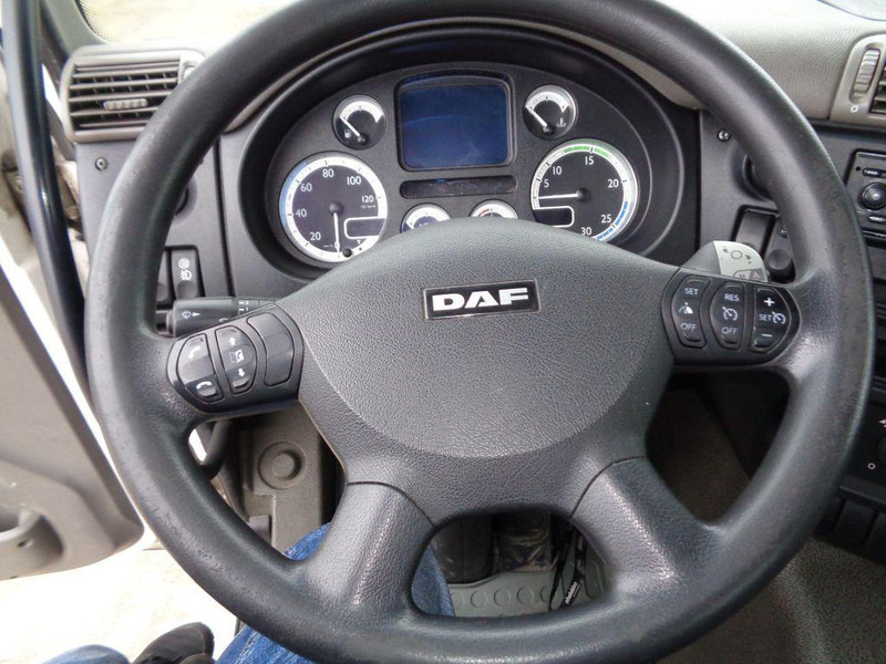 Camion plateau, Camion grue DAF AE 75/360 nur 181900 km Pal.12001L TAHK: photos 9 Camion plateau, Camion grue DAF AE 75/360 nur 181900 km Pal.12001L TAHK: photos 9