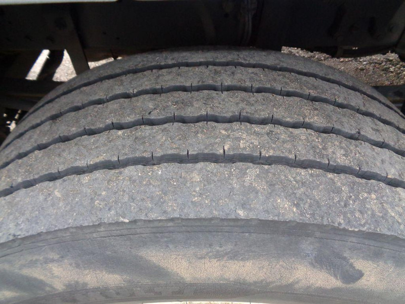 Camion plateau, Camion grue DAF AE 75/360 nur 181900 km Pal.12001L TAHK: photos 18 Camion plateau, Camion grue DAF AE 75/360 nur 181900 km Pal.12001L TAHK: photos 18