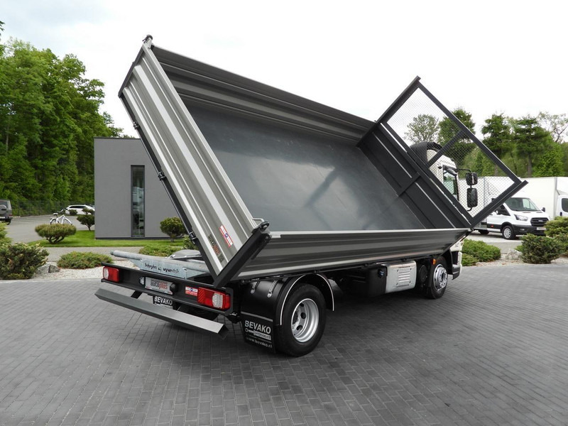 DAF LF 180 WYWROTKA TRÓJSTRONNA TEMPOMAT LEDY AUTOMAT BLIŹNIACZE KO - Camion benne: photos 3 DAF LF 180 WYWROTKA TRÓJSTRONNA TEMPOMAT LEDY AUTOMAT BLIŹNIACZE KO - Camion benne: photos 3