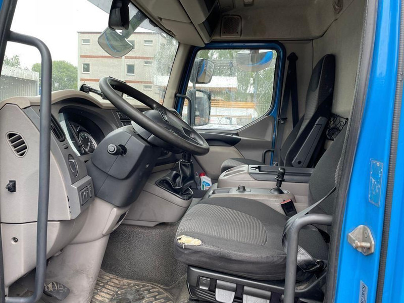 DAF LF210 FA - Camion fourgon: photos 2 DAF LF210 FA - Camion fourgon: photos 2