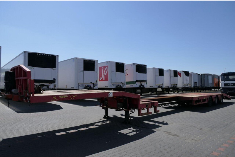 Faymonville NISKOPODWOZIE / ROZCIĄGANA / LAWETA / osie skrętne / wciągarka - Semi-remorque surbaissé: photos 5 Faymonville NISKOPODWOZIE / ROZCIĄGANA / LAWETA / osie skrętne / wciągarka - Semi-remorque surbaissé: photos 5