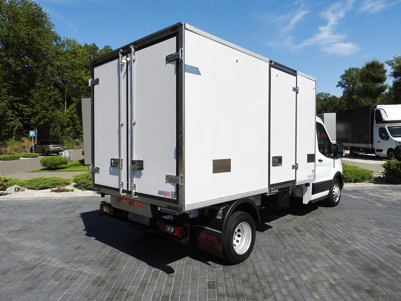 Ford TRANSIT CHŁODNIA KONTENER 0*C ZASILANIE 230V TEMPOMAT KLIMATYZAC - Utilitaire frigorifique: photos 3 Ford TRANSIT CHŁODNIA KONTENER 0*C ZASILANIE 230V TEMPOMAT KLIMATYZAC - Utilitaire frigorifique: photos 3