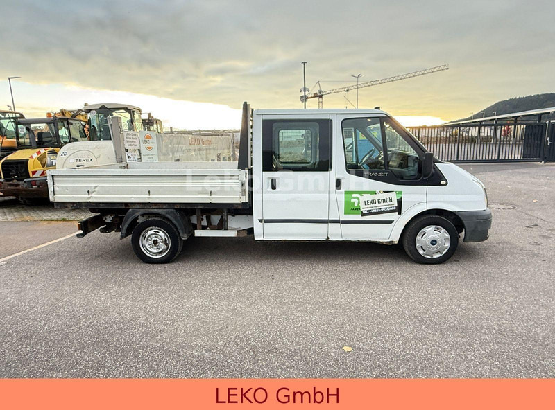 Ford Transit Doppelkabine - Utilitaire plateau: photos 5 Ford Transit Doppelkabine - Utilitaire plateau: photos 5