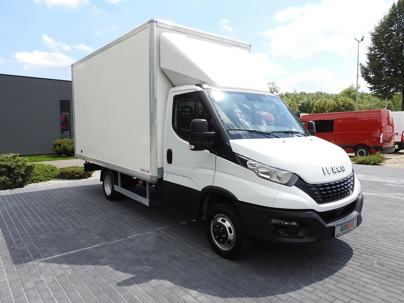 Iveco DAILY 35C14 KONTENER 8 PALET TEMPOMAT KLIMATYZACJA  BLIŹNIACZE K - Fourgon grand volume: photos 4 Iveco DAILY 35C14 KONTENER 8 PALET TEMPOMAT KLIMATYZACJA  BLIŹNIACZE K - Fourgon grand volume: photos 4