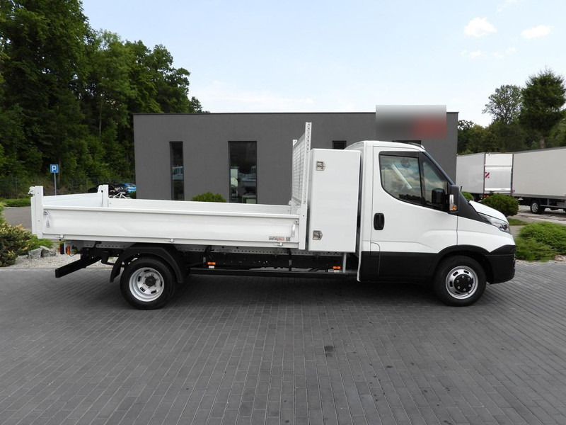 Utilitaire benne Iveco DAILY 35C15 WYWROTKA TEMPOMAT BLIŹNIACZE KOŁA KLIMATYZACJA 150K: photos 7 Utilitaire benne Iveco DAILY 35C15 WYWROTKA TEMPOMAT BLIŹNIACZE KOŁA KLIMATYZACJA 150K: photos 7