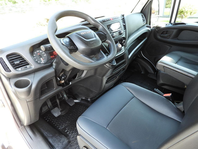 Iveco DAILY 35C16 WYWROTKA PODWÓJNA KABINA DOKA 6 MIEJSC BLIŹNIACZE KO - Utilitaire benne: photos 2 Iveco DAILY 35C16 WYWROTKA PODWÓJNA KABINA DOKA 6 MIEJSC BLIŹNIACZE KO - Utilitaire benne: photos 2