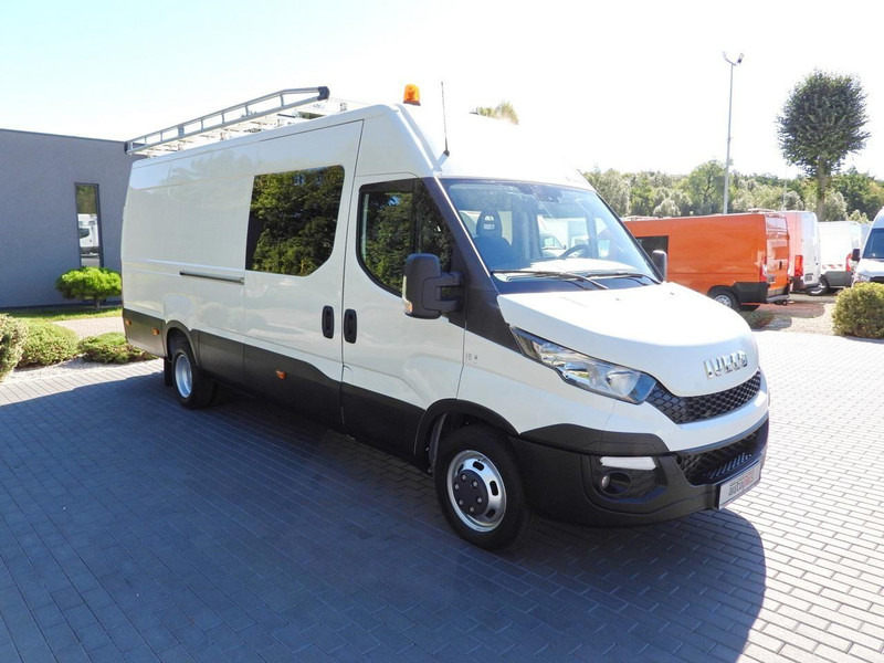 Iveco DAILY 35C17 FURGON BRYGADÓWKA 6 MIEJSC TEMPOMAT BLIŹNIACZE KOŁA - Fourgon grand volume: photos 4 Iveco DAILY 35C17 FURGON BRYGADÓWKA 6 MIEJSC TEMPOMAT BLIŹNIACZE KOŁA - Fourgon grand volume: photos 4