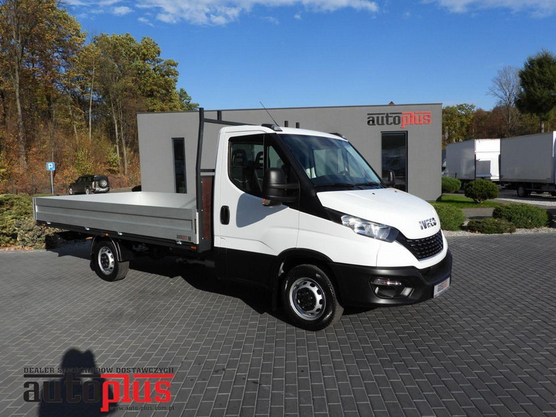 Iveco DAILY 35S14 - Utilitaire plateau: photos 1 Iveco DAILY 35S14 - Utilitaire plateau: photos 1