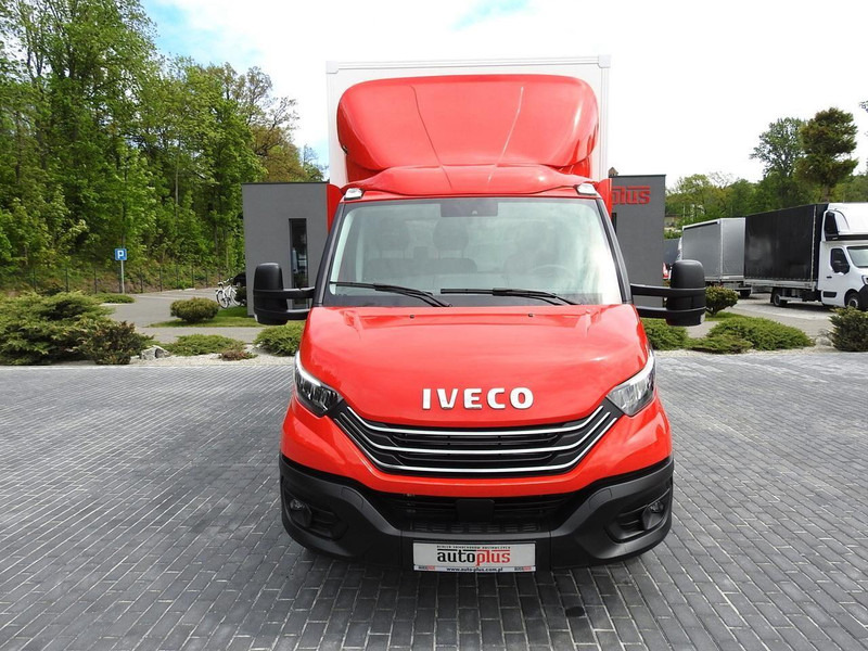 Iveco DAILY 35S18 NOWY KONTENER 10 PALET TEMPOMAT NAWIGACJA KLIMATYZAC - Fourgon grand volume: photos 5 Iveco DAILY 35S18 NOWY KONTENER 10 PALET TEMPOMAT NAWIGACJA KLIMATYZAC - Fourgon grand volume: photos 5