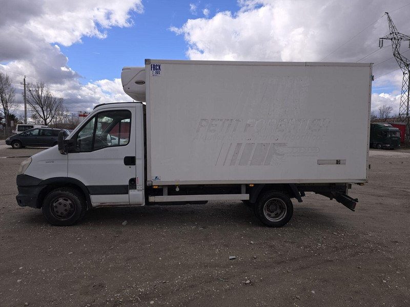 Iveco Daily 35 C 13 - Carrier Xarios 500 frigo - Utilitaire frigorifique: photos 5 Iveco Daily 35 C 13 - Carrier Xarios 500 frigo - Utilitaire frigorifique: photos 5