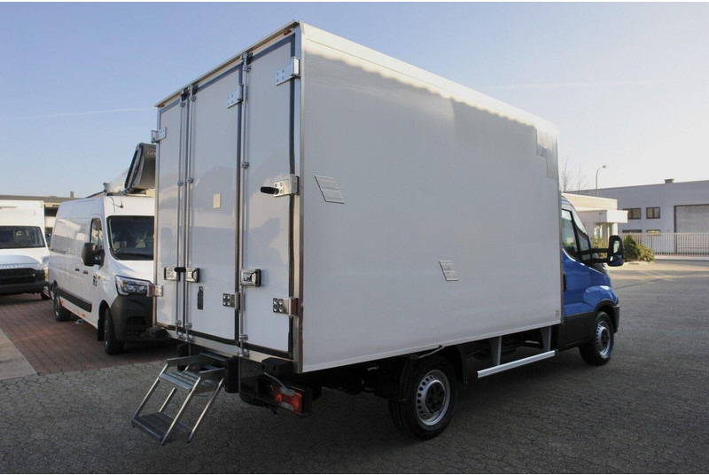 Iveco Daily 35S13 - Utilitaire frigorifique: photos 4 Iveco Daily 35S13 - Utilitaire frigorifique: photos 4