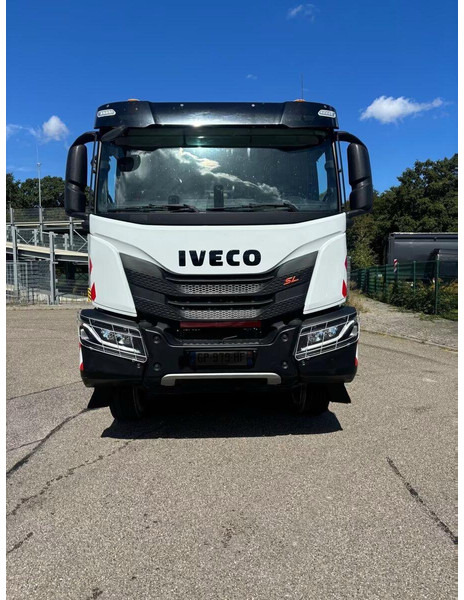 Iveco X-Way 400 - Mixer truck - Camion malaxeur: photos 5 Iveco X-Way 400 - Mixer truck - Camion malaxeur: photos 5