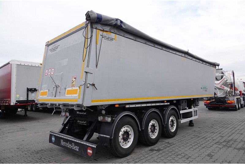 Janmil WYWROTKA / 42 m3 / TYŁ KLAPA / SAF / OŚ PODNOSZONA / ALUFELGI / - Semi-remorque benne: photos 5 Janmil WYWROTKA / 42 m3 / TYŁ KLAPA / SAF / OŚ PODNOSZONA / ALUFELGI / - Semi-remorque benne: photos 5