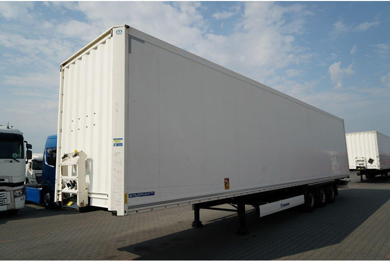 Krone - Semi-remorque fourgon: photos 4 Krone - Semi-remorque fourgon: photos 4