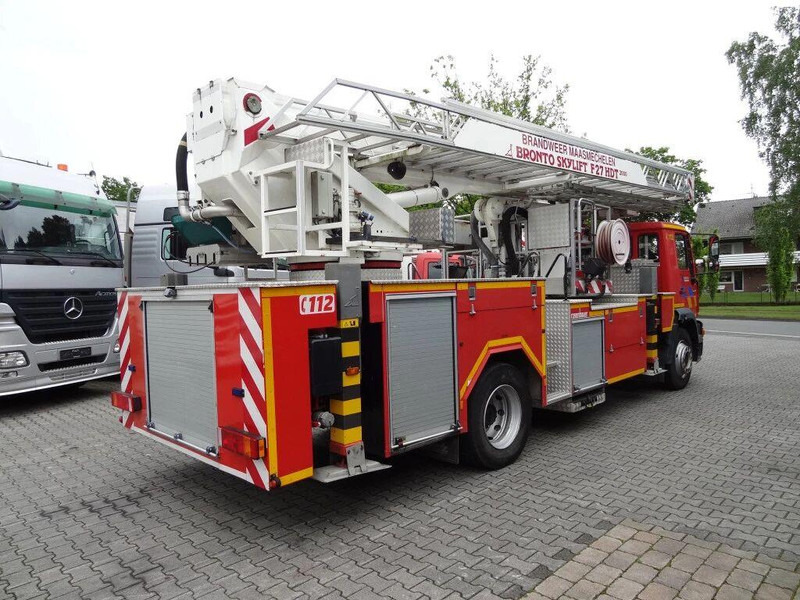 MAN 18.284 L2000 - Fire truck+ladder lift - Camion de pompier: photos 5 MAN 18.284 L2000 - Fire truck+ladder lift - Camion de pompier: photos 5