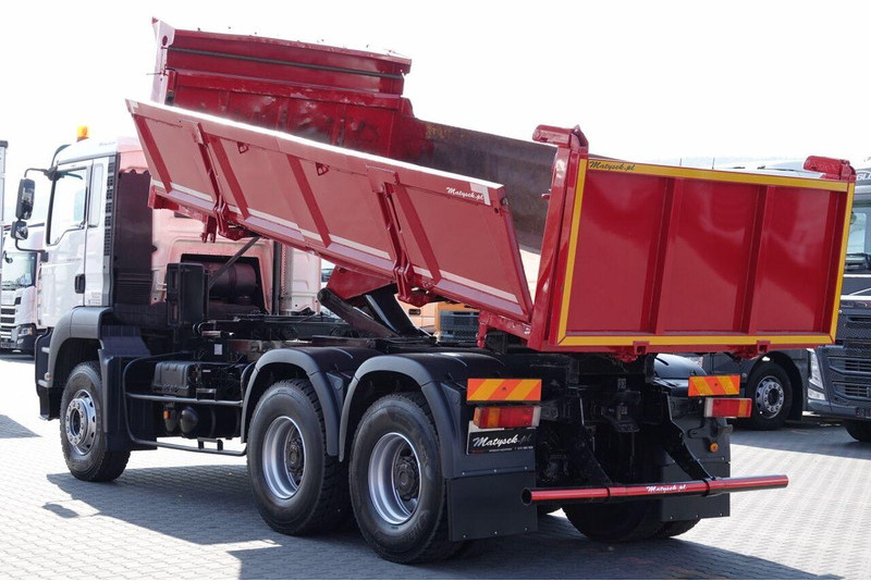 MAN TGA 33.390 / 6X4 / WYWROTKA 2 STRONNA / HYDROBURTA / MANUAL / SP - Camion benne: photos 2 MAN TGA 33.390 / 6X4 / WYWROTKA 2 STRONNA / HYDROBURTA / MANUAL / SP - Camion benne: photos 2
