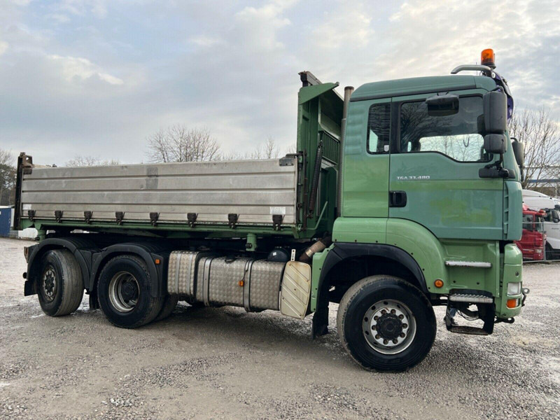 MAN TGA 33.480 - Camion benne: photos 3 MAN TGA 33.480 - Camion benne: photos 3