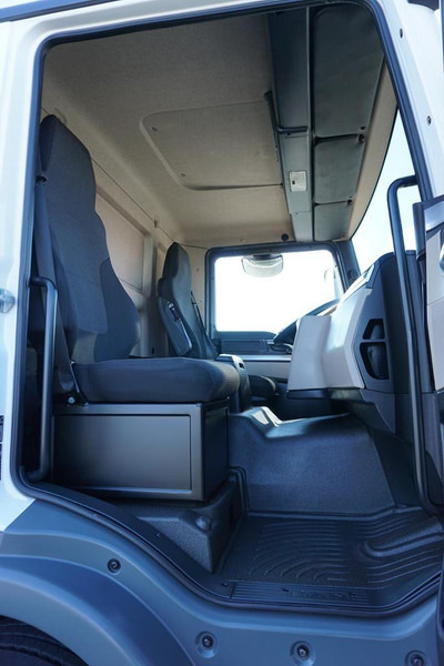 Camion frigorifique MAN TGL / 12.250 / ACC / EURO 6 / CHŁODNIA / 2 KOMOROWA: photos 8