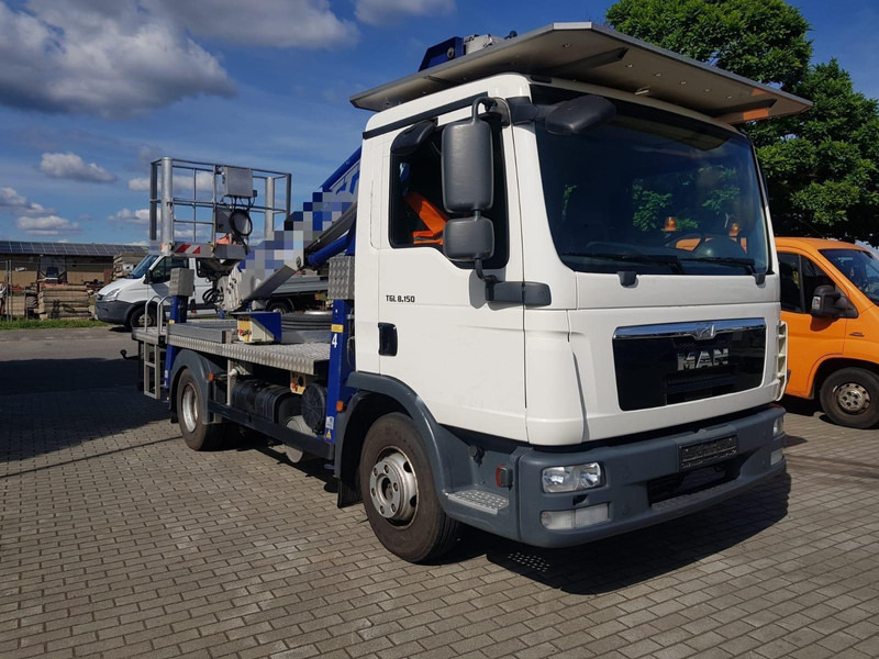MAN TGL 8.150 22M Multitel - Camion plateau, Camion grue: photos 3 MAN TGL 8.150 22M Multitel - Camion plateau, Camion grue: photos 3