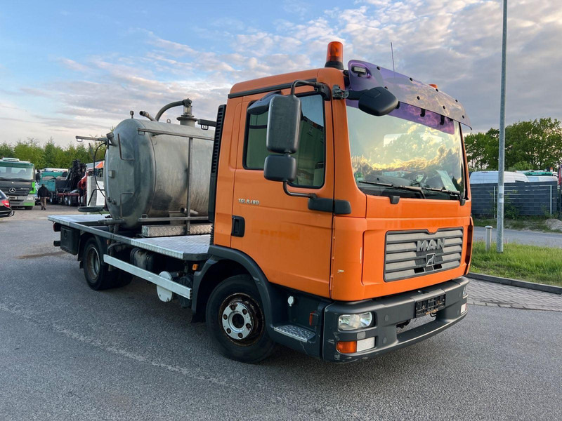 MAN TGL 8.180 Vacuum truck / Toilet Cleaner - Camion hydrocureur: photos 2 MAN TGL 8.180 Vacuum truck / Toilet Cleaner - Camion hydrocureur: photos 2