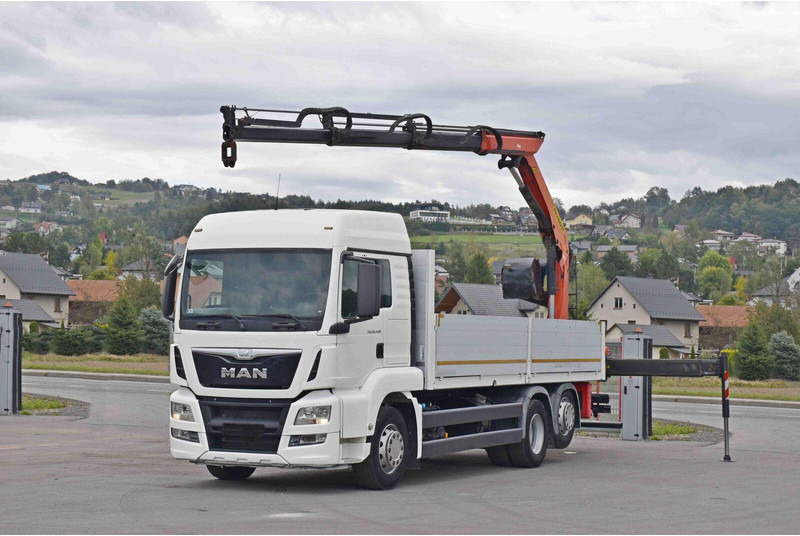 MAN TGS 26.440 * PRITSCHE 6,90 m + PK 16001 - K - Camion plateau, Camion grue: photos 2 MAN TGS 26.440 * PRITSCHE 6,90 m + PK 16001 - K - Camion plateau, Camion grue: photos 2