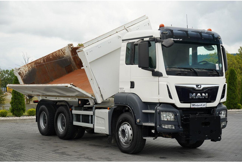 Camion benne MAN TGS 26.460: photos 20