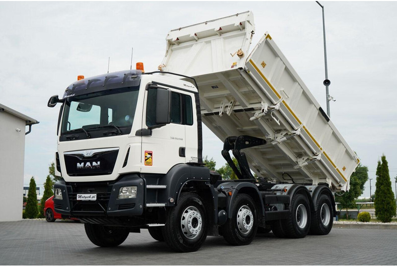 MAN TGS 35.440 / 8X4 / WYWROTKA 2 STR. / HYDROBURTA / BORDMATIC / ZA - Camion benne: photos 1 MAN TGS 35.440 / 8X4 / WYWROTKA 2 STR. / HYDROBURTA / BORDMATIC / ZA - Camion benne: photos 1