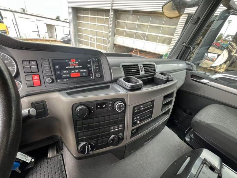 MAN TGS 35.460 - Meiller tipper en leasing occasion MAN TGS 35.460 - Meiller tipper: photos 11 MAN TGS 35.460 - Meiller tipper en leasing occasion MAN TGS 35.460 - Meiller tipper: photos 11