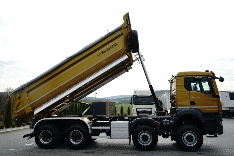 MAN TGS 41.480 / 8X8 / WYWROTKA / AUTOMAT / FABRYCZNIE NOWY / BOGATE - Camion benne: photos 5 MAN TGS 41.480 / 8X8 / WYWROTKA / AUTOMAT / FABRYCZNIE NOWY / BOGATE - Camion benne: photos 5