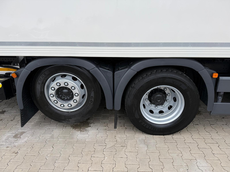 MAN TGX 26.440 // E6 // MANUAL // chłodnia z windą // 20 Epal // syp en leasing occasion MAN TGX 26.440 // E6 // MANUAL // chłodnia z windą // 20 Epal // syp: photos 16