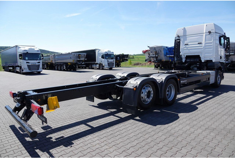 MAN TGX 26.520 / 6x2 / RAMA DŁ. 9,1M / OŚ PODNOSZONA / SKRĘTNA / DO - Châssis cabine: photos 5 MAN TGX 26.520 / 6x2 / RAMA DŁ. 9,1M / OŚ PODNOSZONA / SKRĘTNA / DO - Châssis cabine: photos 5