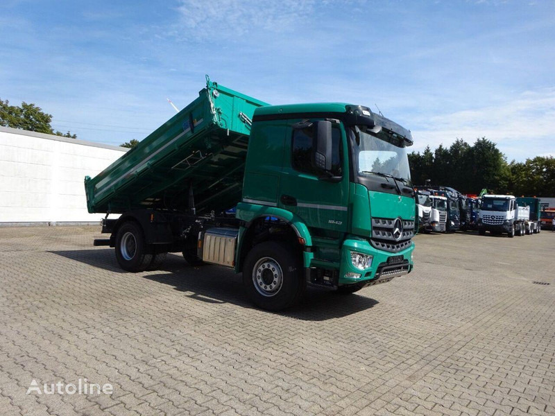 Mercedes-Benz 1843 Arocs 3 way Meiller tipper - Camion benne: photos 3 Mercedes-Benz 1843 Arocs 3 way Meiller tipper - Camion benne: photos 3