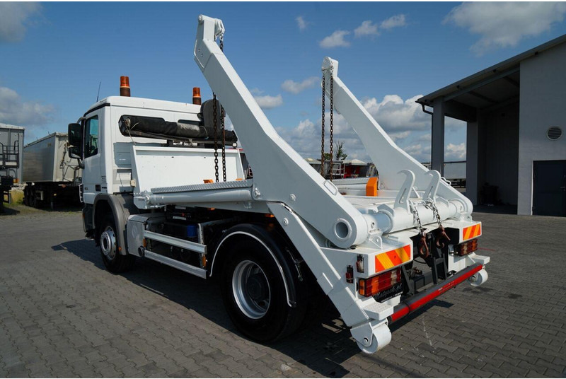 Mercedes-Benz ACTROS  1836 / 4X2 / BRAMOWIEC / PALFINGER M12T / EURO 6 / SPROW - Camion multibenne: photos 3 Mercedes-Benz ACTROS  1836 / 4X2 / BRAMOWIEC / PALFINGER M12T / EURO 6 / SPROW - Camion multibenne: photos 3