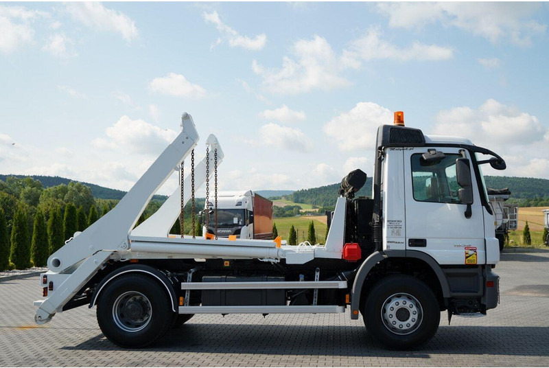 Mercedes-Benz ACTROS  1836 / 4X2 / BRAMOWIEC / PALFINGER M12T / EURO 6 / SPROW - Camion multibenne: photos 5 Mercedes-Benz ACTROS  1836 / 4X2 / BRAMOWIEC / PALFINGER M12T / EURO 6 / SPROW - Camion multibenne: photos 5