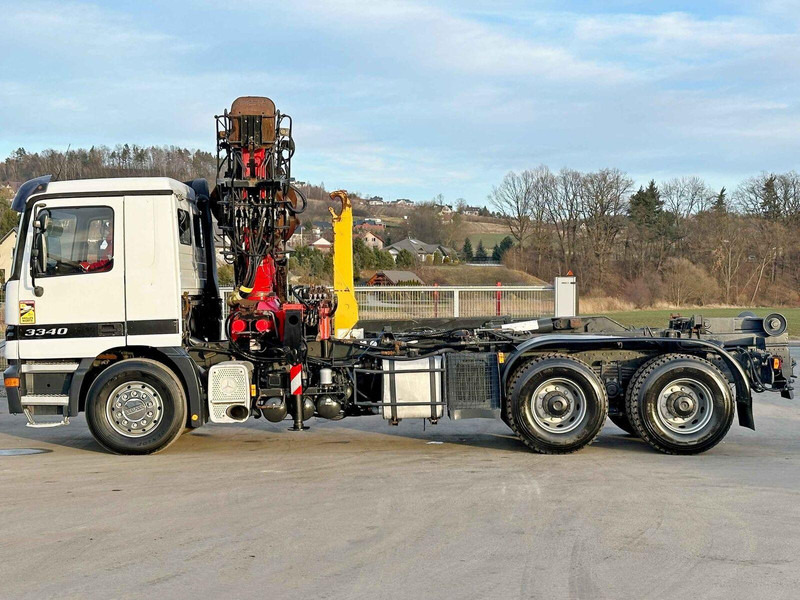Mercedes-Benz ACTROS 3340 * ABROLLKIPPER * EPSILON E245ZA /6x4 - Camion ampliroll, Camion grue: photos 3 Mercedes-Benz ACTROS 3340 * ABROLLKIPPER * EPSILON E245ZA /6x4 - Camion ampliroll, Camion grue: photos 3