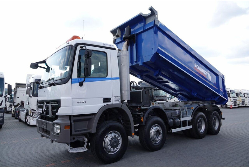 Mercedes-Benz ACTROS 4141 - Camion benne: photos 2 Mercedes-Benz ACTROS 4141 - Camion benne: photos 2