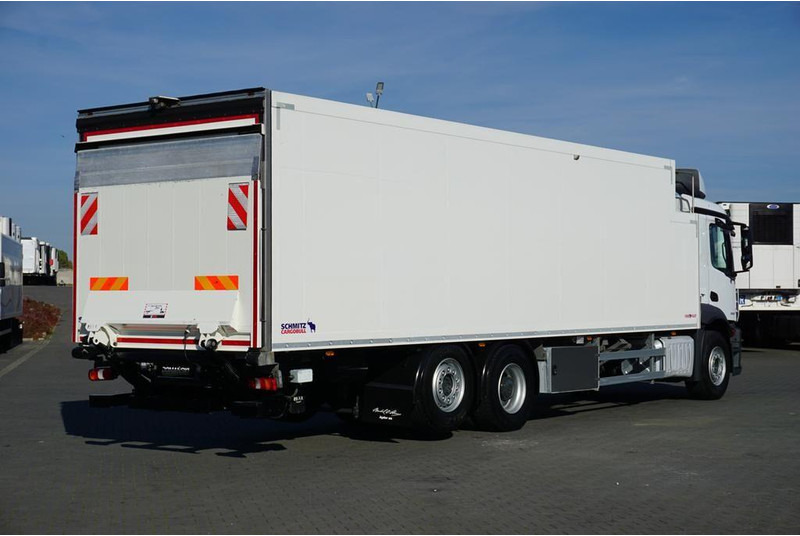 Mercedes-Benz ANTOS / 2535 / EURO 6 / CHŁODNIA + WINDA / 23 PALETY / OŚ SKRĘTN - Camion frigorifique: photos 5 Mercedes-Benz ANTOS / 2535 / EURO 6 / CHŁODNIA + WINDA / 23 PALETY / OŚ SKRĘTN - Camion frigorifique: photos 5