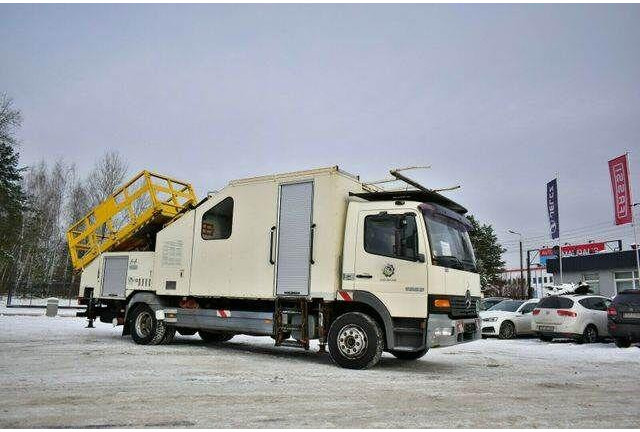 Mercedes-Benz ATEGO 1323 PK 8000T RAIL Platform - Camion avec nacelle: photos 3 Mercedes-Benz ATEGO 1323 PK 8000T RAIL Platform - Camion avec nacelle: photos 3