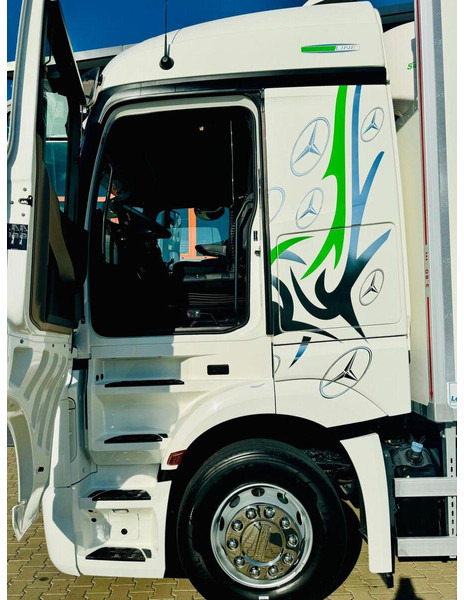 Mercedes-Benz Actros 2542 en leasing occasion Mercedes-Benz Actros 2542: photos 20 Mercedes-Benz Actros 2542 en leasing occasion Mercedes-Benz Actros 2542: photos 20