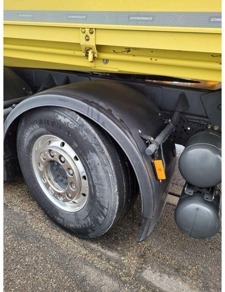 Mercedes-Benz Actros 2551 - Camion benne: photos 5 Mercedes-Benz Actros 2551 - Camion benne: photos 5