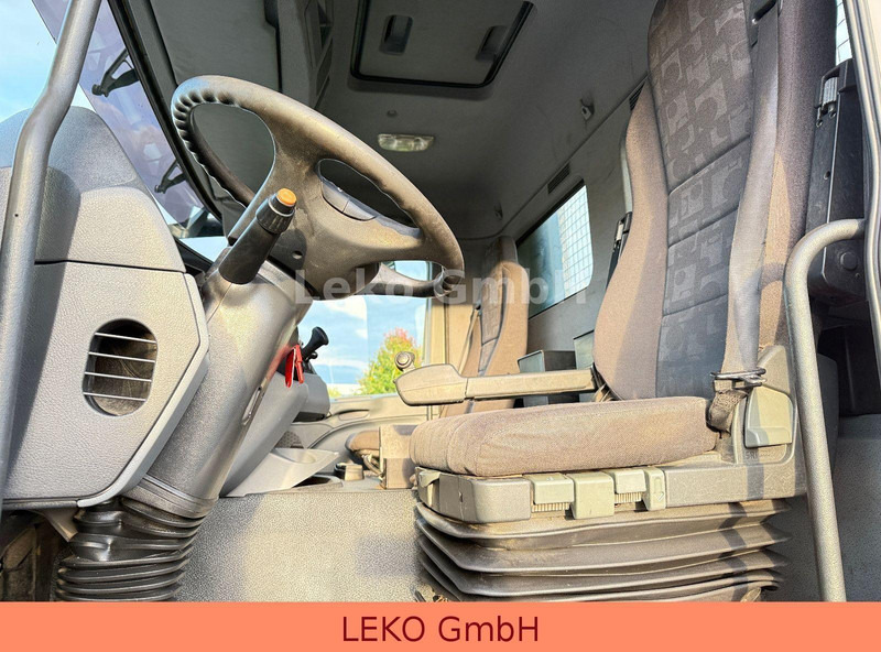 Camion plateau, Camion grue Mercedes-Benz Actros 2636-Plateau Hiab Krahn: photos 18