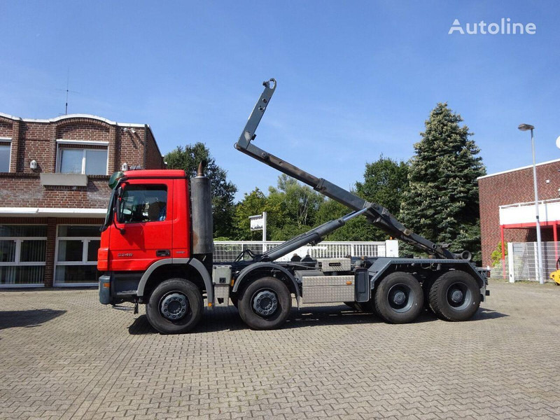 Mercedes-Benz Actros 3246 - Hook lift truck - Camion ampliroll: photos 3 Mercedes-Benz Actros 3246 - Hook lift truck - Camion ampliroll: photos 3