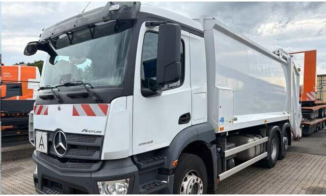 Mercedes-Benz Antos 2533 - Garbage truck - Benne à ordures ménagères: photos 1 Mercedes-Benz Antos 2533 - Garbage truck - Benne à ordures ménagères: photos 1