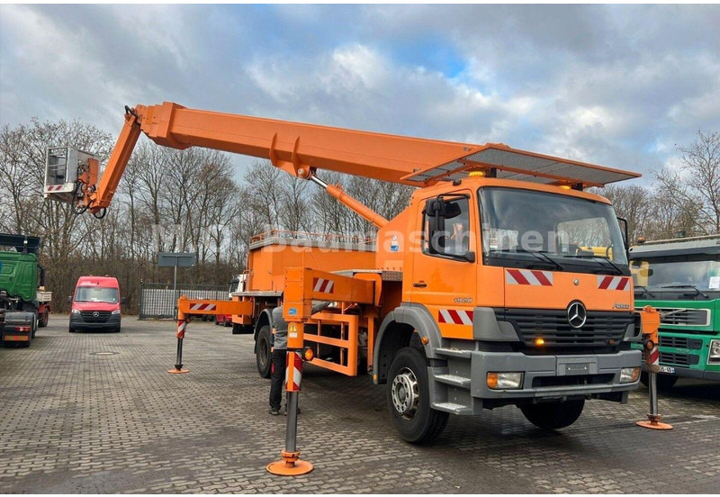 Mercedes-Benz Atego 1928 - Camion avec nacelle: photos 5 Mercedes-Benz Atego 1928 - Camion avec nacelle: photos 5