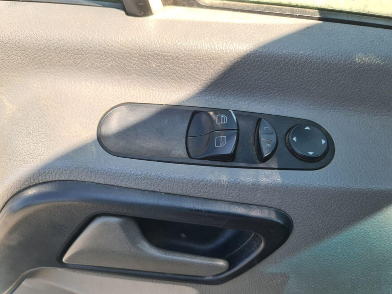 Mercedes-Benz Sprinter 519 CDi 4x4x - Pritsche+Plane en leasing occasion Mercedes-Benz Sprinter 519 CDi 4x4x - Pritsche+Plane: photos 13 Mercedes-Benz Sprinter 519 CDi 4x4x - Pritsche+Plane en leasing occasion Mercedes-Benz Sprinter 519 CDi 4x4x - Pritsche+Plane: photos 13