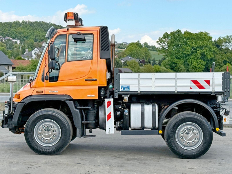 Mercedes-Benz UNIMOG 400 * KIPPER 2,40 * 4x4 * TOPZUSTAND - Camion benne: photos 4 Mercedes-Benz UNIMOG 400 * KIPPER 2,40 * 4x4 * TOPZUSTAND - Camion benne: photos 4
