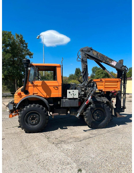 Mercedes-Benz UNIMOG - Camion benne, Camion grue: photos 3 Mercedes-Benz UNIMOG - Camion benne, Camion grue: photos 3