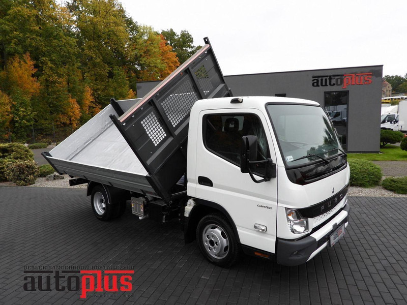 Mitsubishi CANTER FUSO 3C15 - Camion benne: photos 1 Mitsubishi CANTER FUSO 3C15 - Camion benne: photos 1